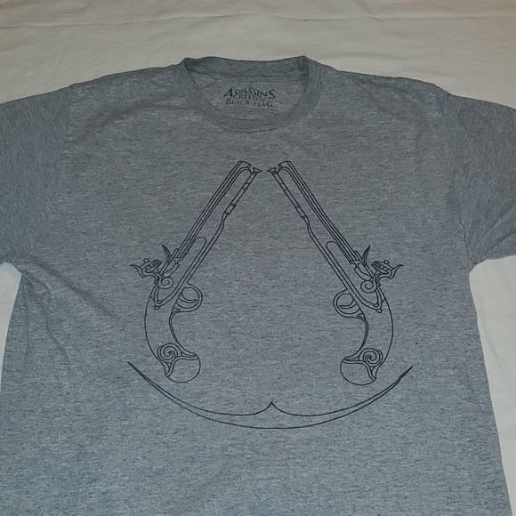 Assassin's Creed tshirt.  Gray - Picture 2 of 4